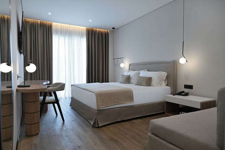 Room 25 of 72