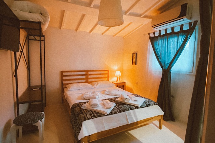 Room 36 of 79