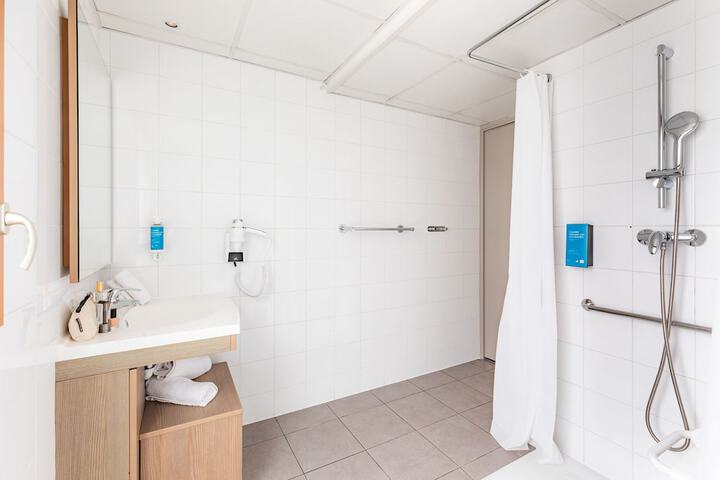 Clean Restrooms