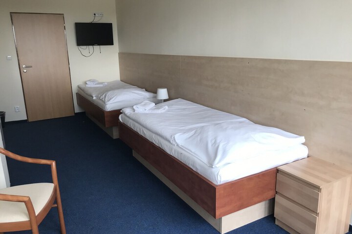 Room 4 of 60