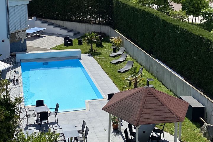 Hotel 76 of 77