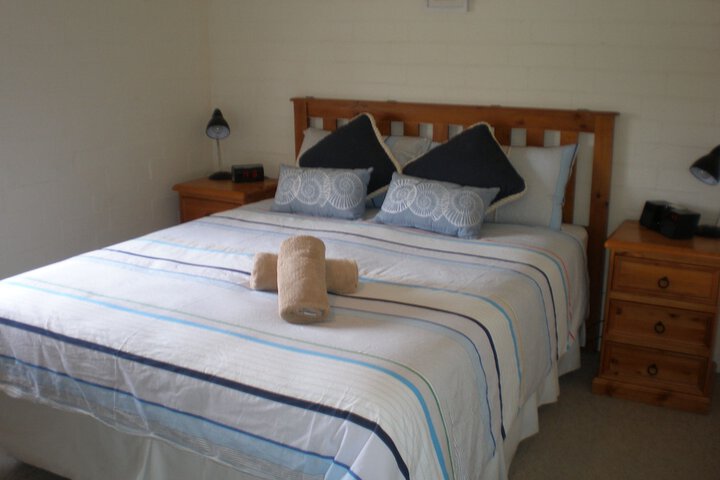 Room 3 of 25