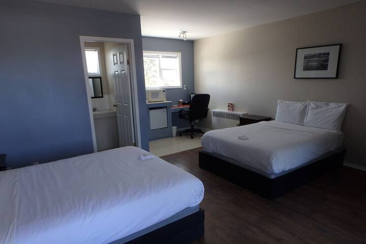 Room 13 of 43