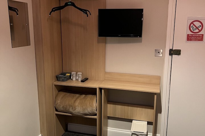 Room 31 of 52