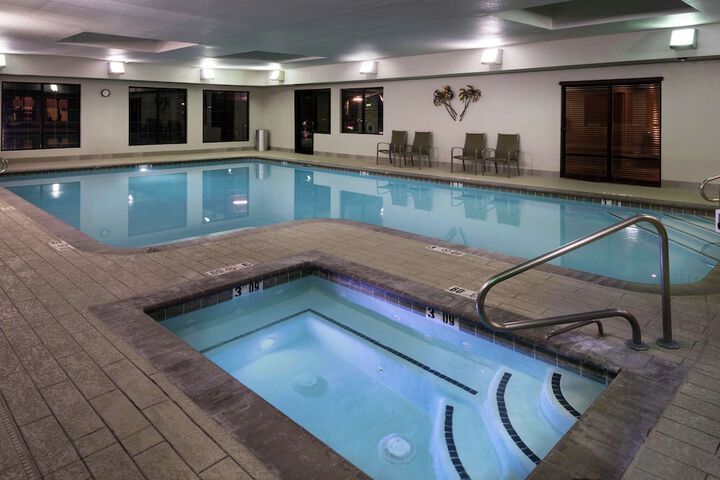 Pool 39 of 65