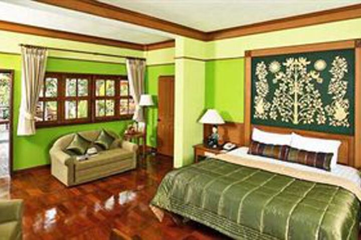 Room 9 of 36
