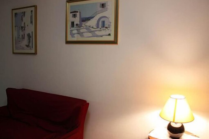 Room 10 of 10