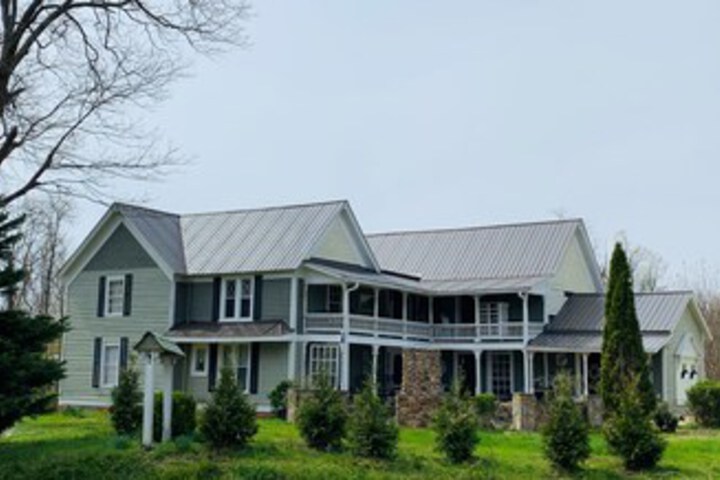 Hotel Exterior 15 of 69