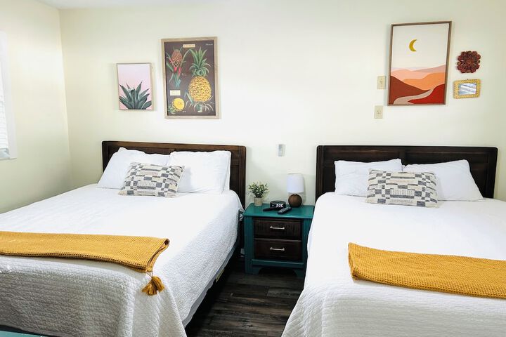 Room 32 of 67