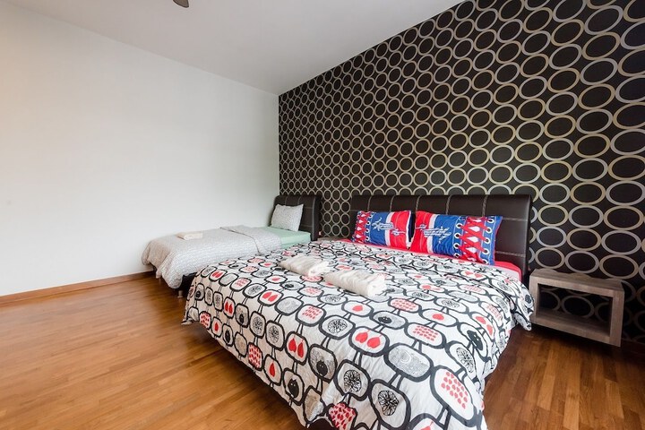 Room 17 of 54