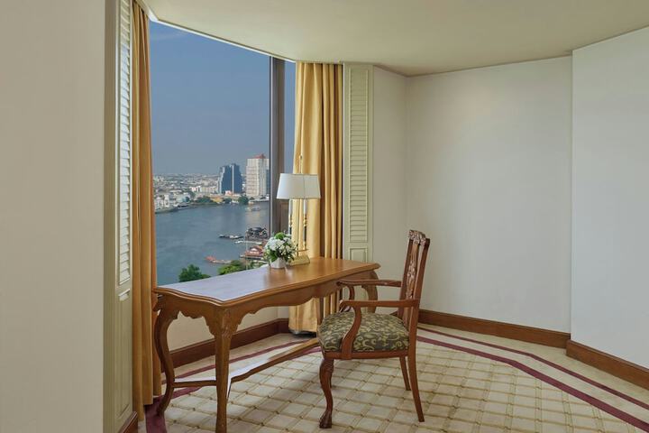 Room 75 of 176