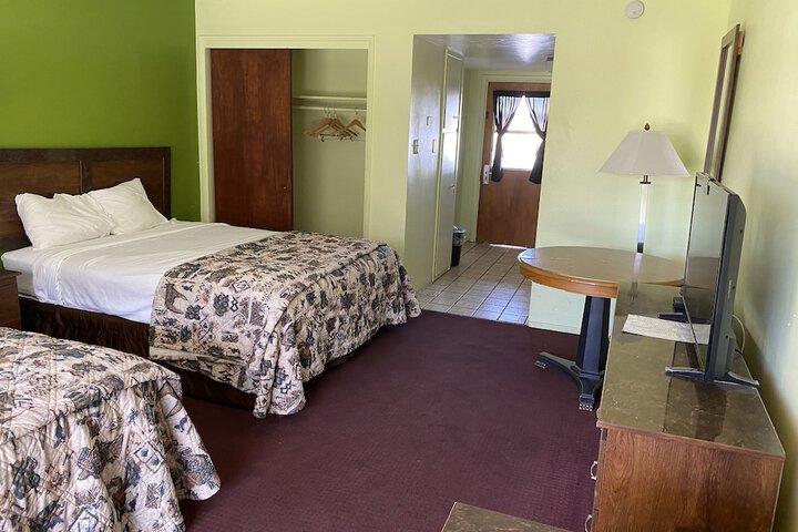 Room 12 of 31