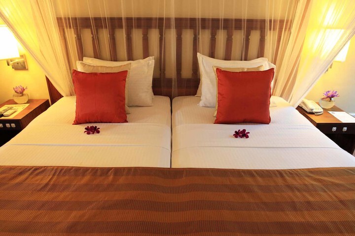Room 10 of 53