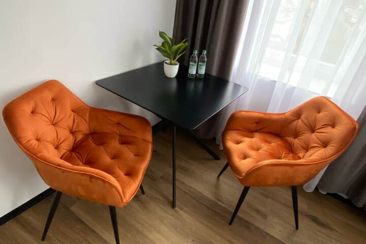 Room 6 of 26