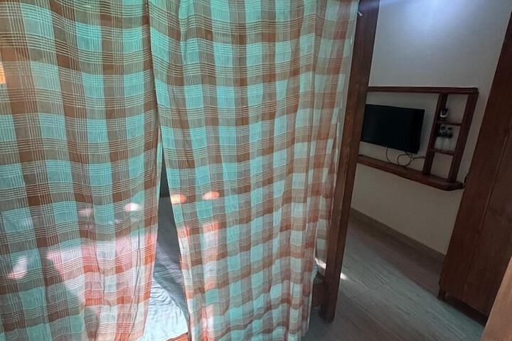 Room 4 of 45