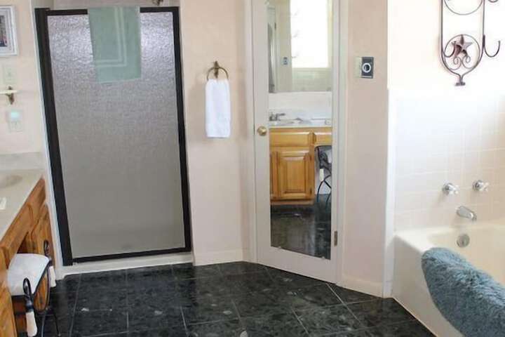Room 19 of 29