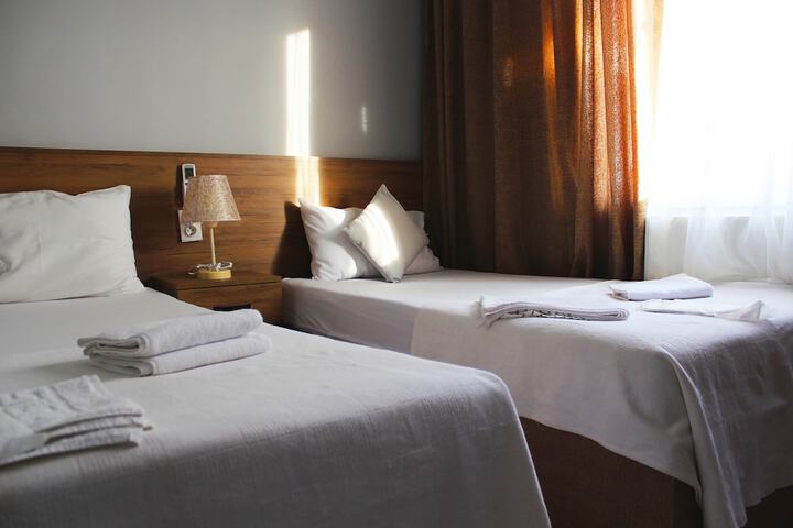 Room 5 of 21