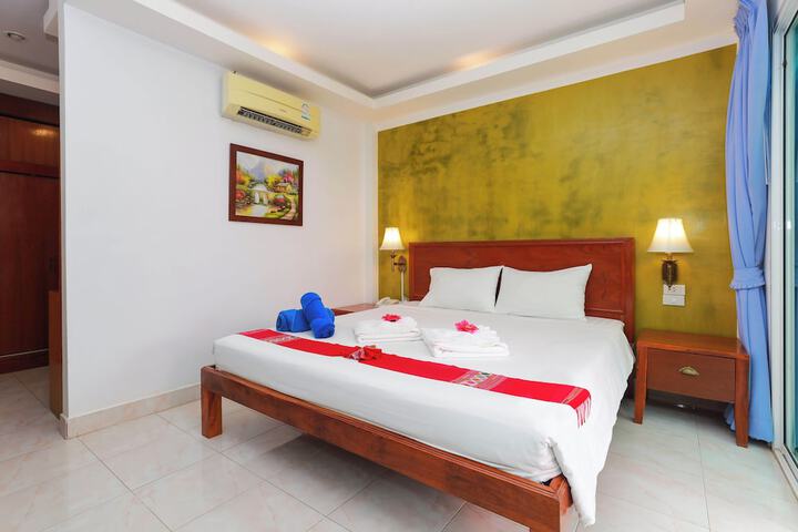 Room 32 of 116