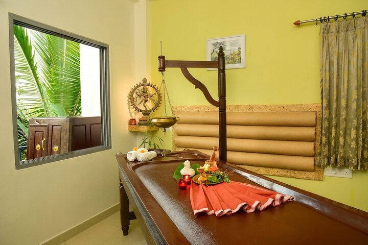 Room 18 of 52