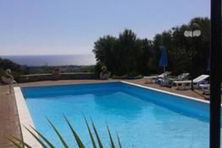 Pool 47 of 64