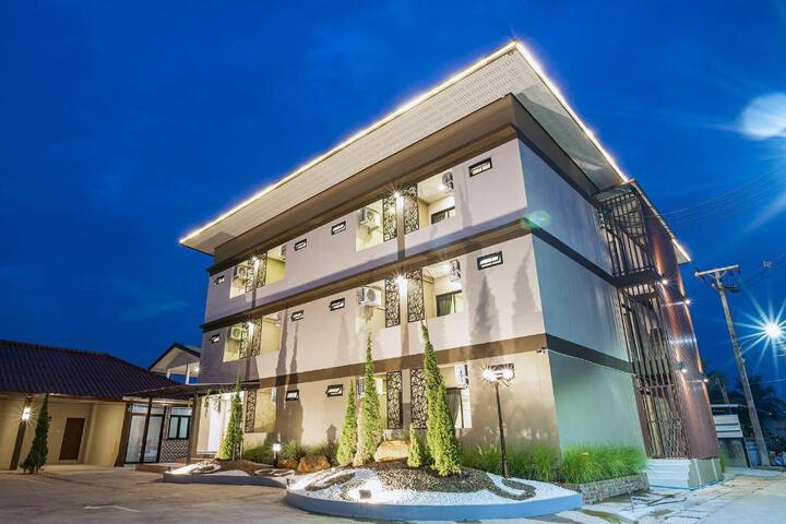 The Room Hotel Kamphaengphet2