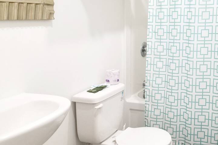Room 11 of 15