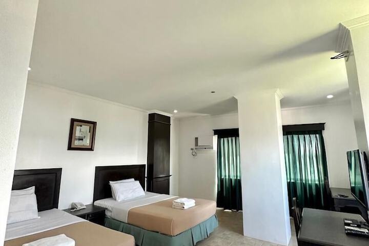Room 27 of 50