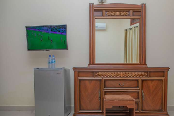 Room 12 of 23