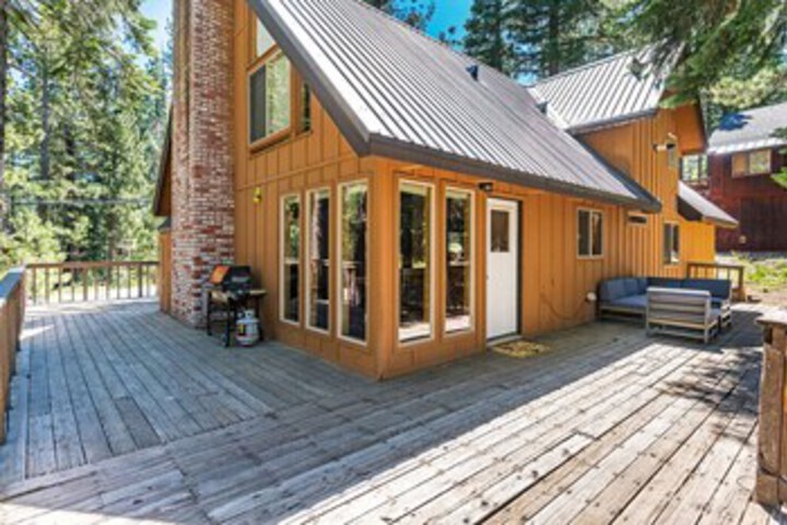 Photo of Berneses Bungalow by Tahoe Mountain Properties
