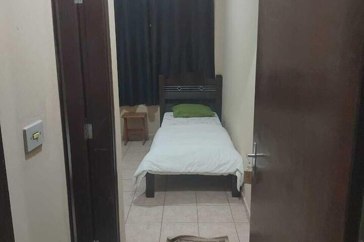 Room 21 of 33