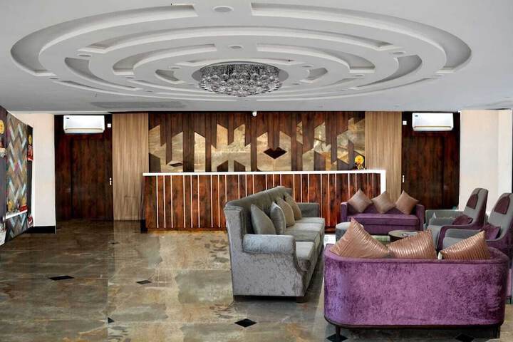 Hotel Interior 4 of 23