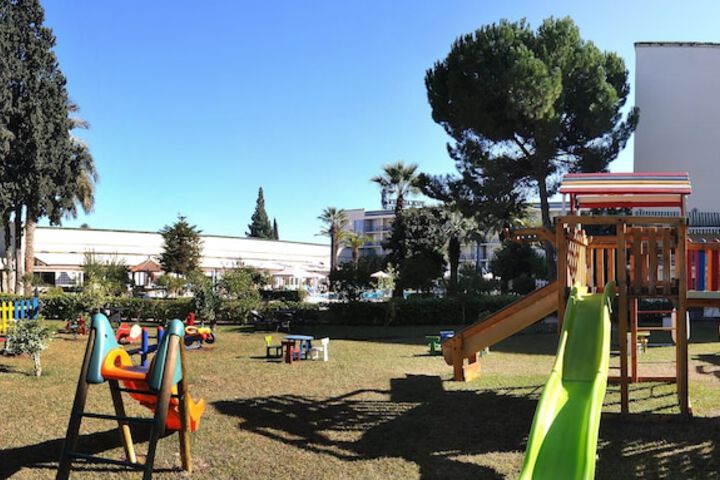 Childrens Activities 52 of 77