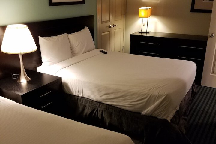 Room 31 of 190