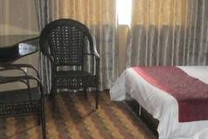Room 33 of 45