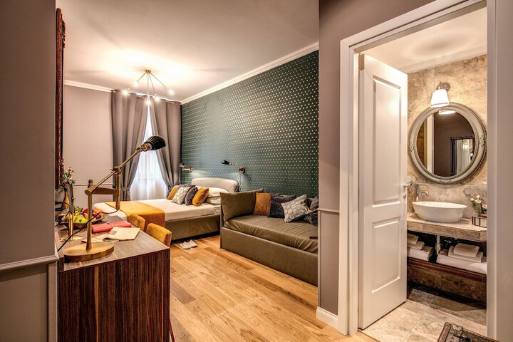 Room 36 of 115