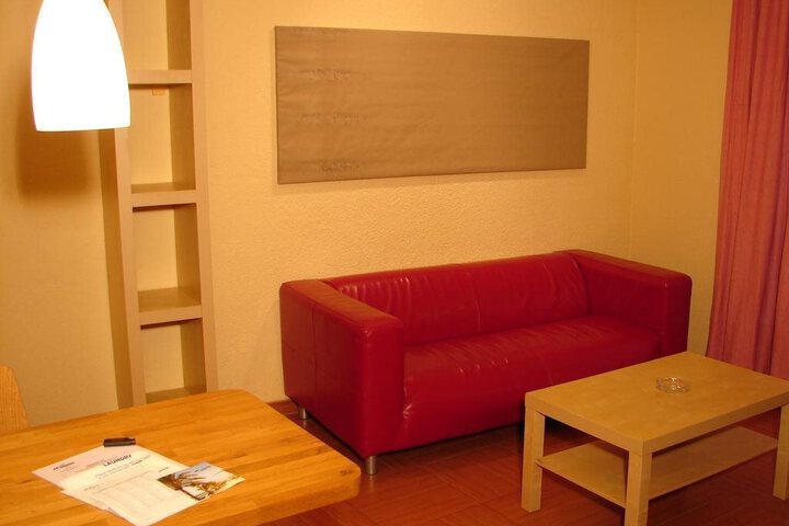Photo 6