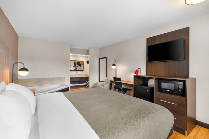 Room 29 of 62