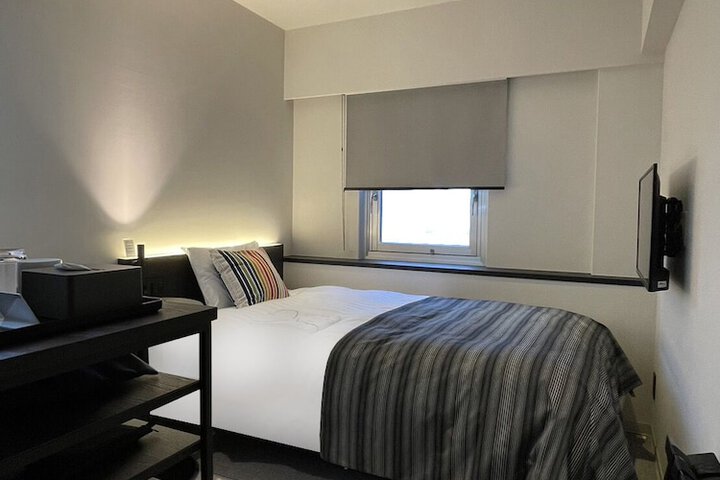 Room 20 of 37