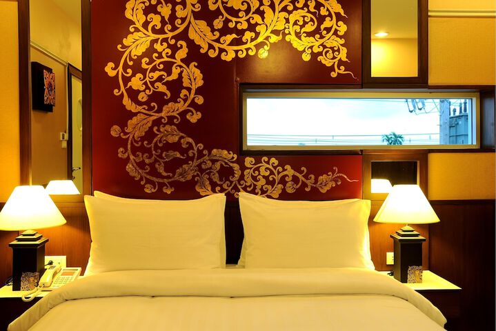 Room 25 of 106