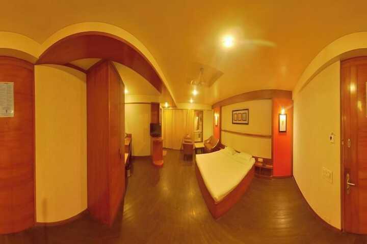 Room 20 of 38
