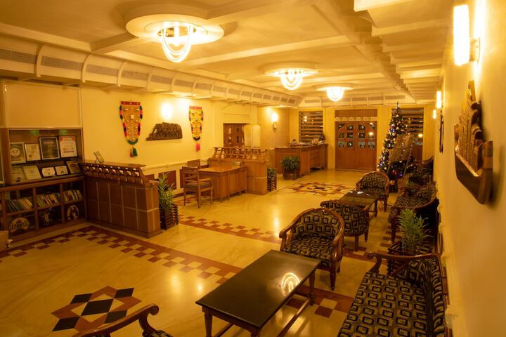 Hotel Interior 4 of 33