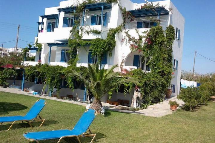 Hotel Entry