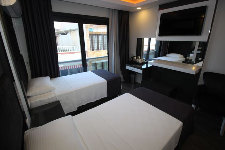 Avsa Extra Vagant Hotel in Marmara