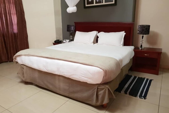 Room 4 of 45