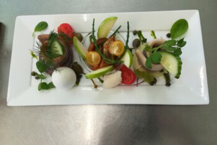 Dining 9 of 62