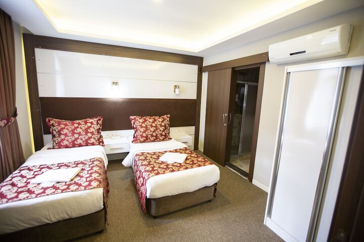 Room 17 of 54