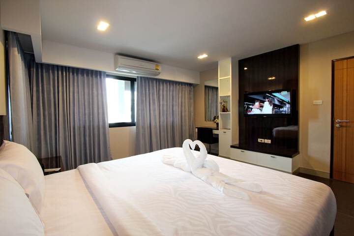 Room 15 of 63