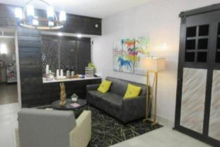 Baymont Inn & Suites Decatur