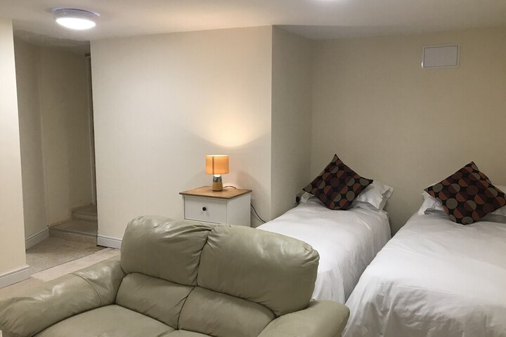 Room 26 of 65