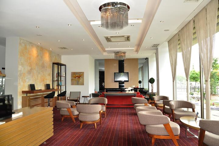 Hotel Lobby